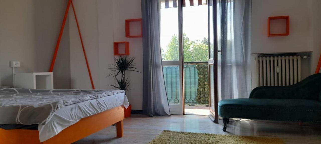 I Feel Orange Hotel Legnano Eksteriør billede
