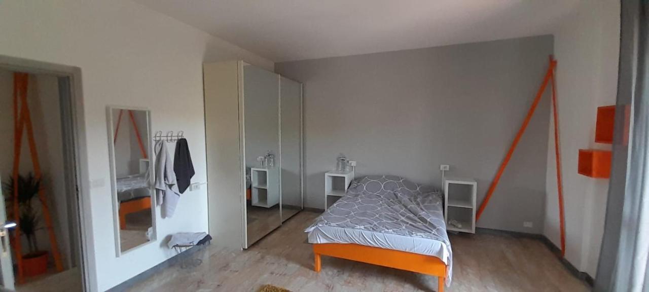 I Feel Orange Hotel Legnano Eksteriør billede